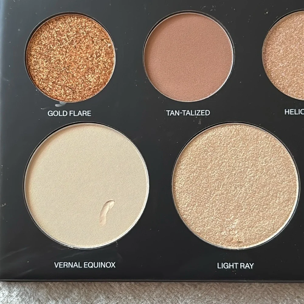 Brand New Morphe Solaria Power Multi-Effects Eyeshadow Palette Matte Shimmers